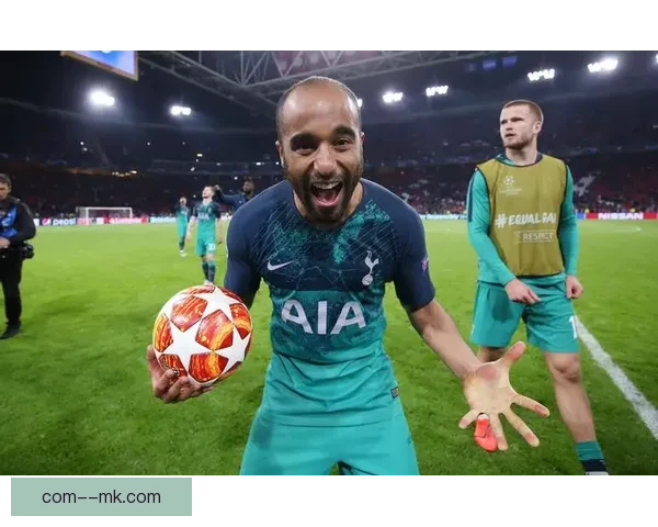 卢卡斯莫拉回归圣保罗助球队取胜展现关键影响力